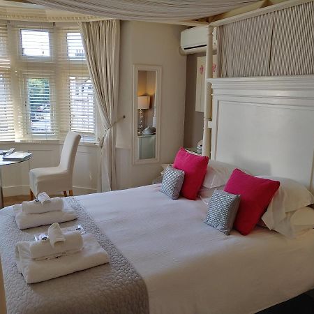 The Bath House Boutique B&B - In-Room Breakfast - Free Parking Eksteriør bilde