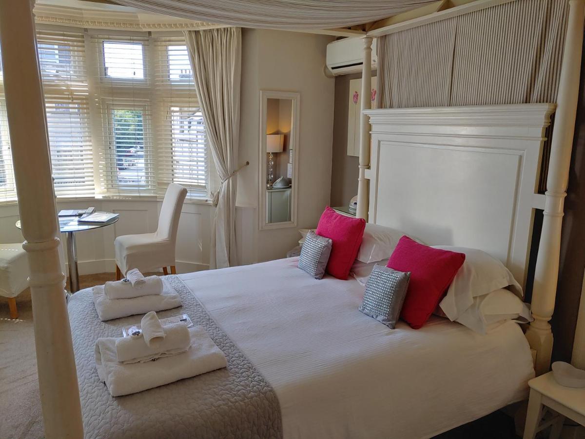 The Bath House Boutique B&B - In-Room Breakfast - Free Parking Eksteriør bilde